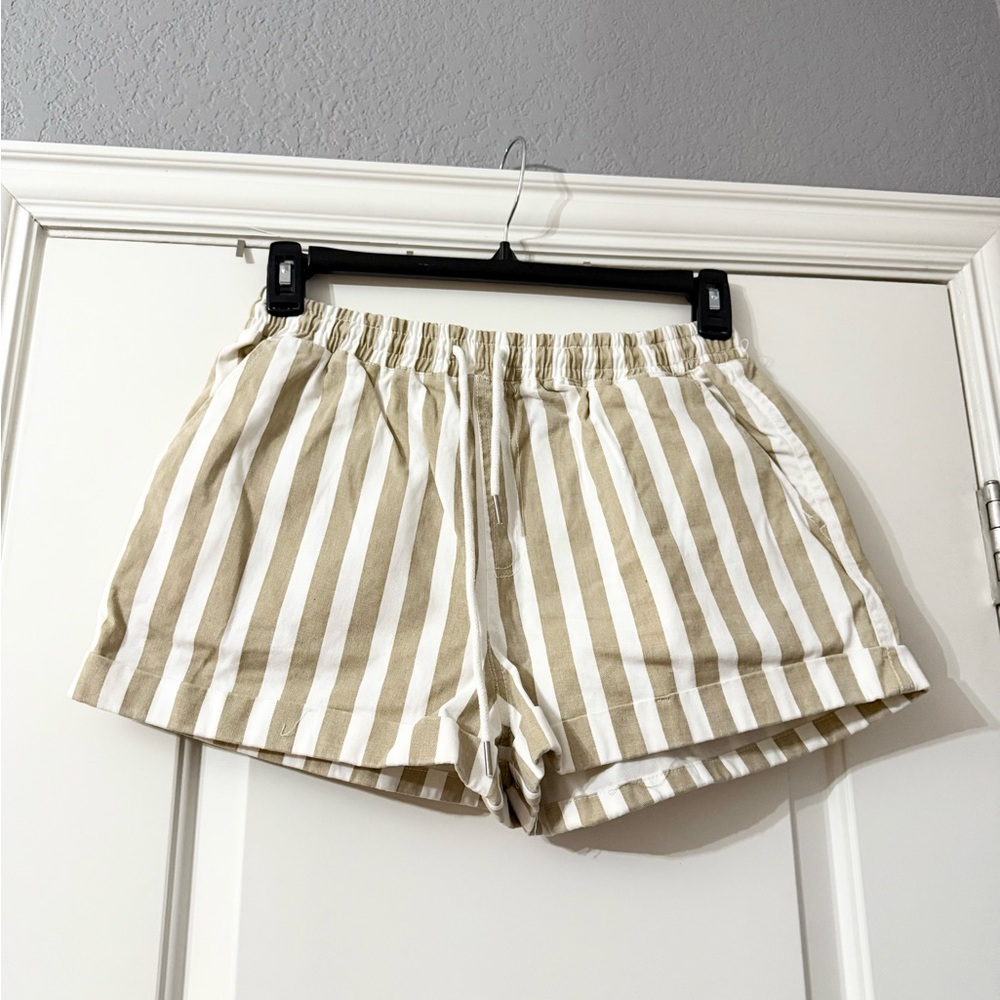 Forever 21 High Waist Striped Shorts - Tan and White